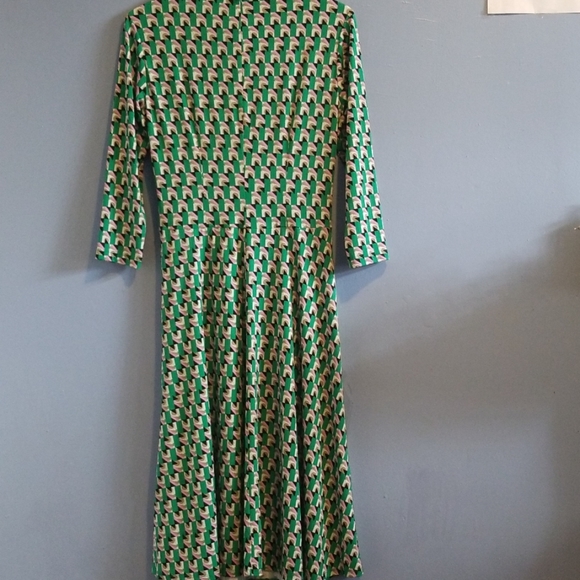 Dress - Picture 4 of 4